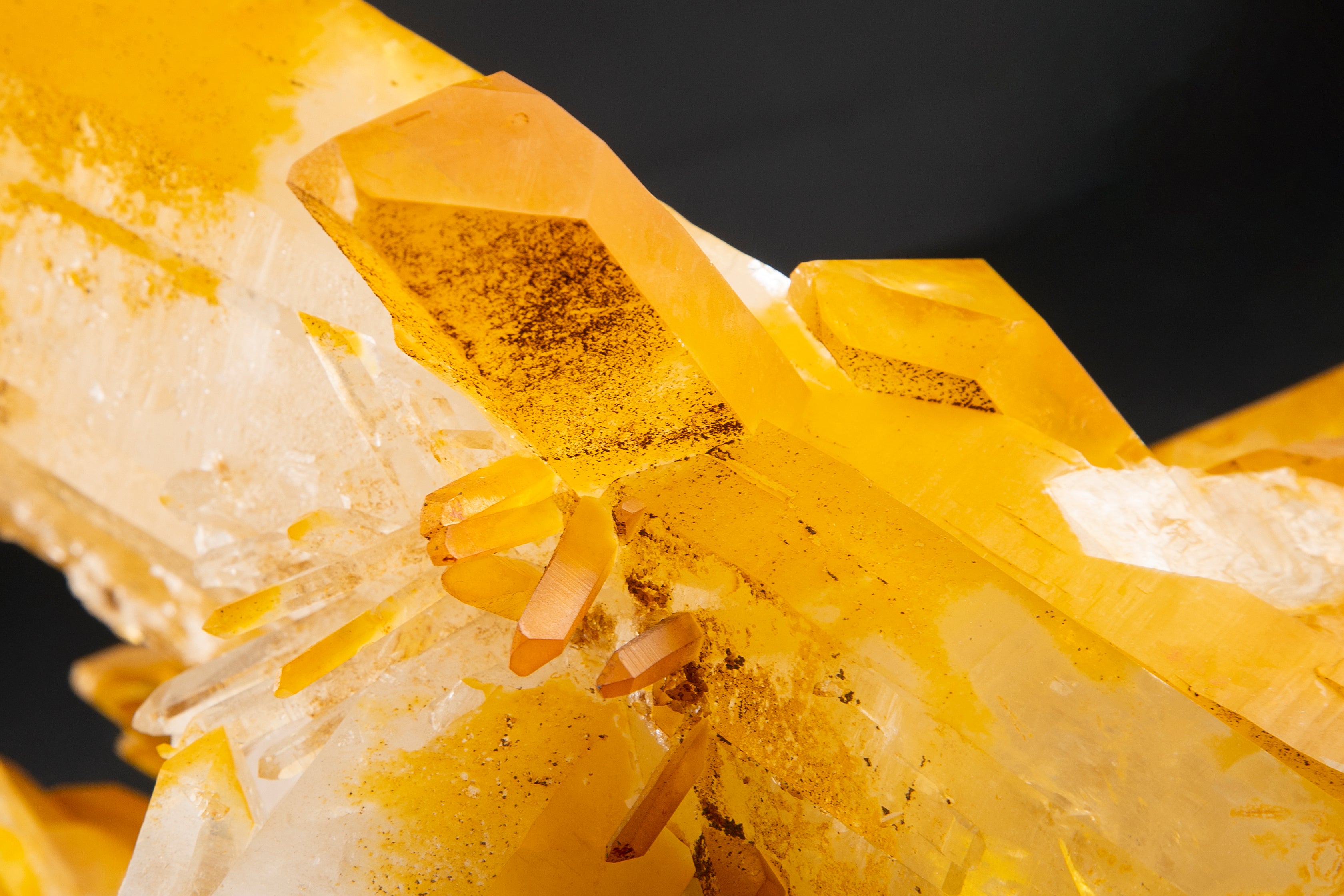 希少❣️【極上 天然オーラフレイム】アーカンソー産 ゴールデンヒーラー 108g 希少❣️【極上 天然オーラフレイム】アーカンソー産 ゴールデン