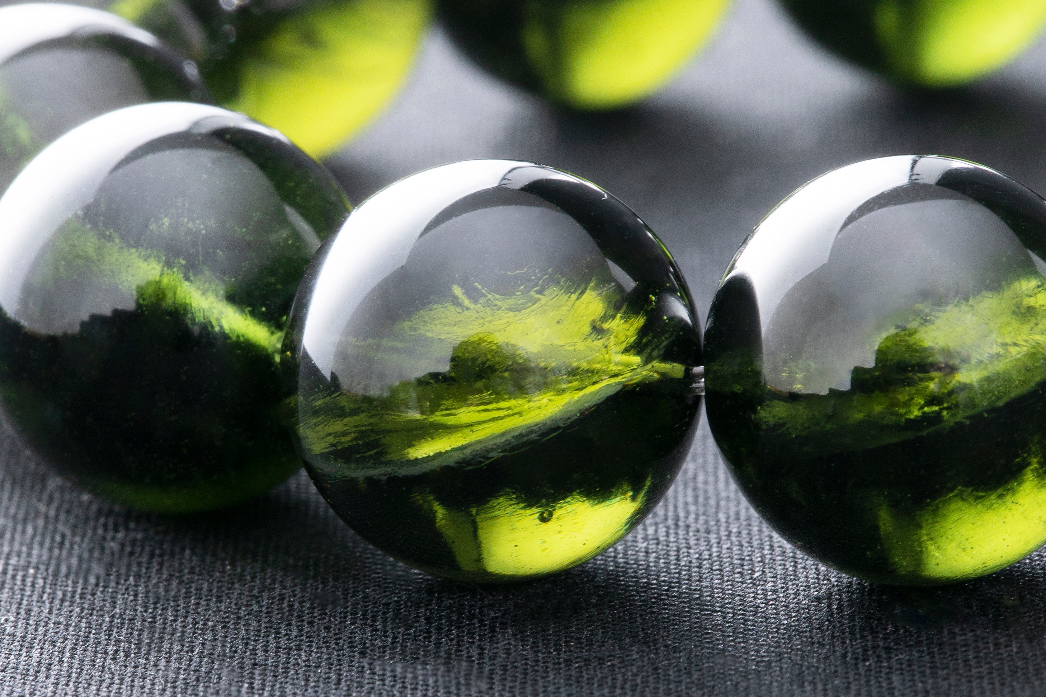 ブレスレット市場最も値が上がった天然物（天然石・ガラスを含む